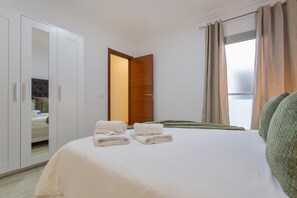 2 Schlafzimmer, Bügeleisen/Bügelbrett, WLAN, Bettwäsche