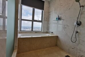 Room - Mykey Silverscape B-39-07 Melaka City (Melaka)
