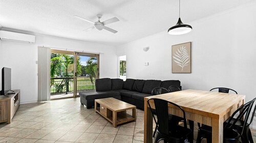 Walk To The Beach in Pialba