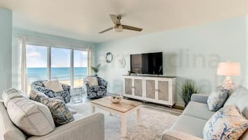 Premium Condo, 2 Bedrooms, Balcony, Ocean View | Living area
