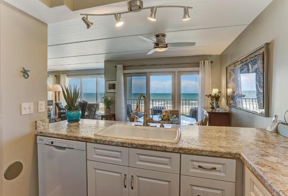 Premium Condo, 2 Bedrooms, Balcony, Ocean View | Private kitchen | Full-size fridge, microwave, oven, stovetop