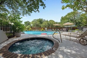 Piscine extérieure