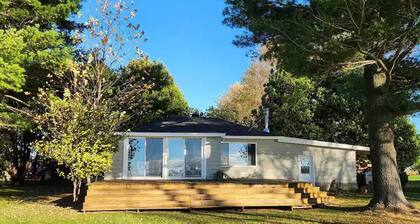 Le Petit Sunset Cottage au Bord du Lac