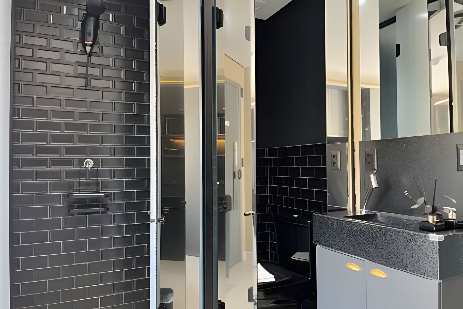 Apartamento | Banheiro | Secador de cabelo, toalhas de banho