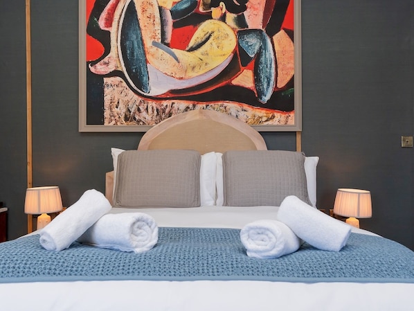 1 bedroom, iron/ironing board, free WiFi, bed sheets