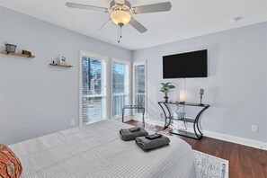 3 bedrooms, iron/ironing board, free WiFi, bed sheets - 3BD Pinehurst Golf & Family Retreat on Course No 5. Near Village & Fair Barn. (Pinehurst)