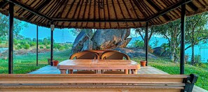 Outdoor dining - A Humble Place to Pause near Bangalore (Kotatti)