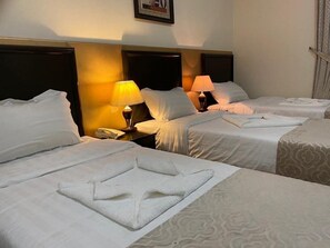 Free WiFi - Khen pahar hotel and Resturant  (Shopian)