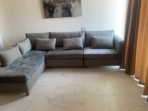 3-bedroom villa in gorgeous Suez Governorate with AC, fitness room
