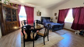 1 غرفة نوم وواي فاي وملاءات أسرّة