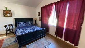1 bedroom, WiFi, bed sheets - Delightful 1-bedroom bed & breakfast in Ensenada (Ensenada)