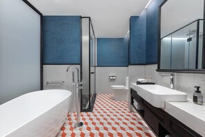 Kamer, 1 kingsize bed, niet-roken, uitzicht op de stad (Bathtub) | Badkamer