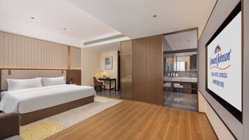 エグゼクティブ ルーム キングベッド 1 台 禁煙