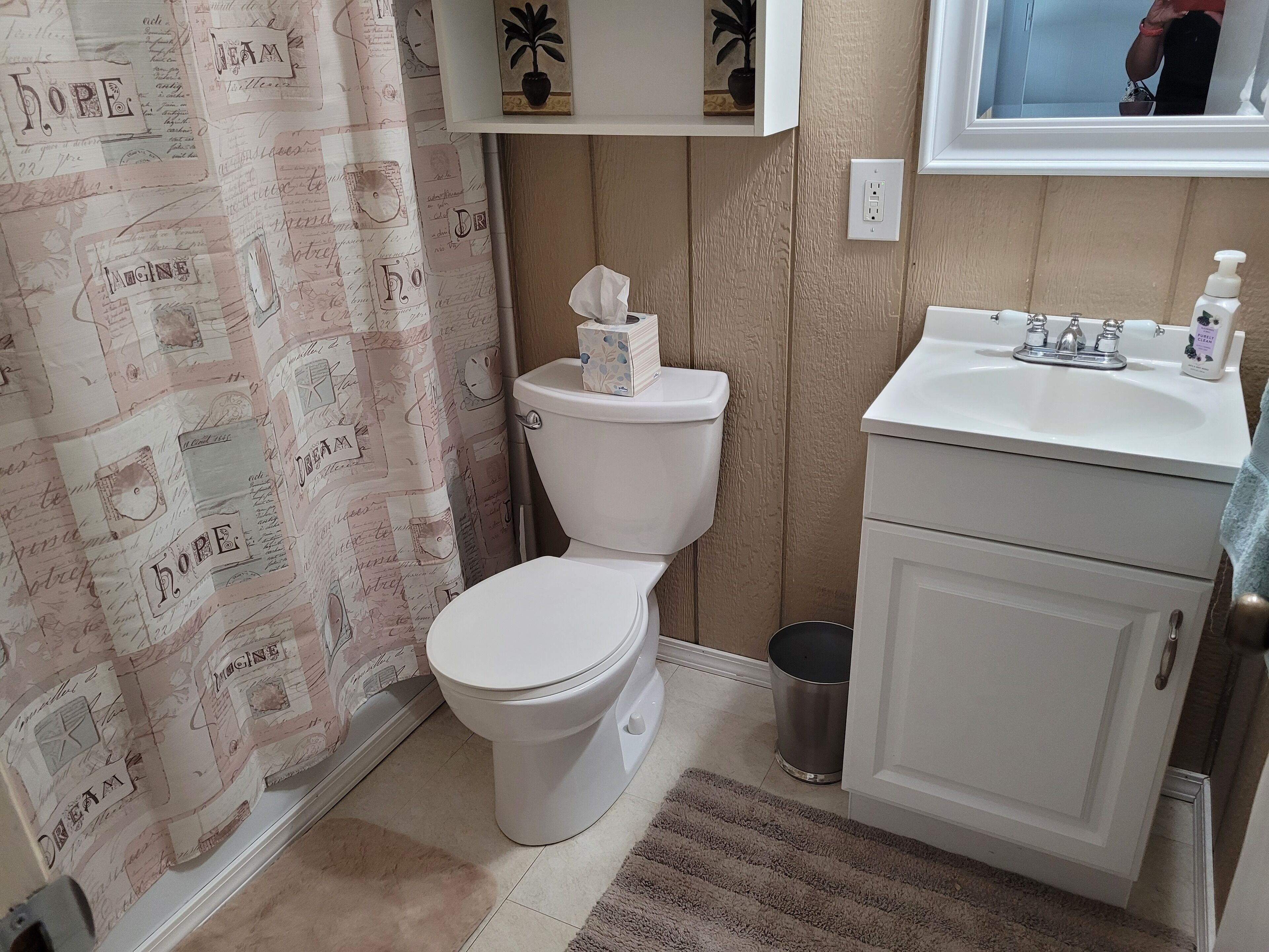 Towels, soap, toilet paper