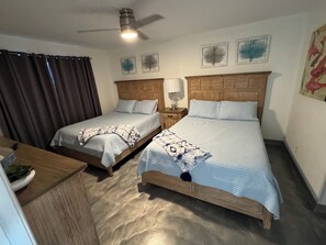 Iron/ironing board, WiFi, bed sheets
