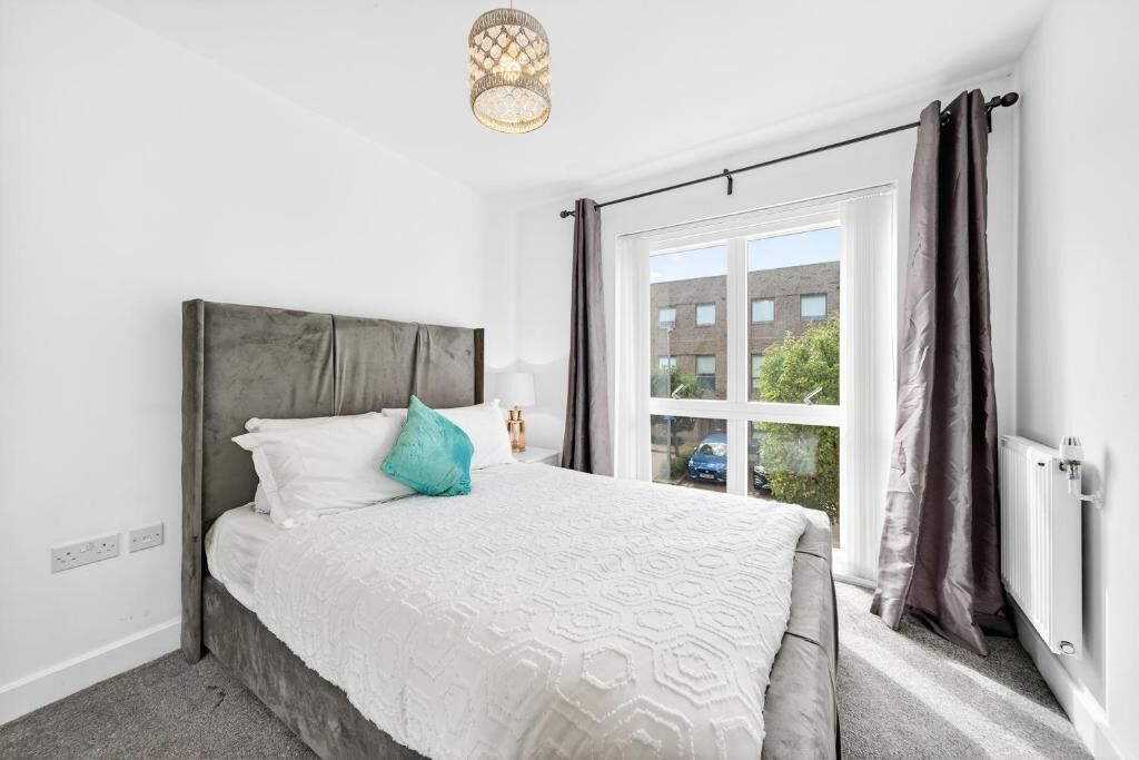 2 عدّة غرف نوم وواي فاي وملاءات أسرّة