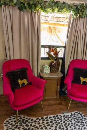 Interior - The Oasis - a shabby-chic, glamping escape to the wild side at Oak Meadow Ranch (Valley View)