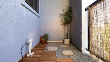 Apartment, Multiple Beds, Patio, Garden View (4061#39-2 Ontario) | Terrace/patio