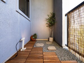 Huoneisto, useita sänkyjä, patio, näköala puutarhaan (4061#39-2 Ontario) | Terassi/patio