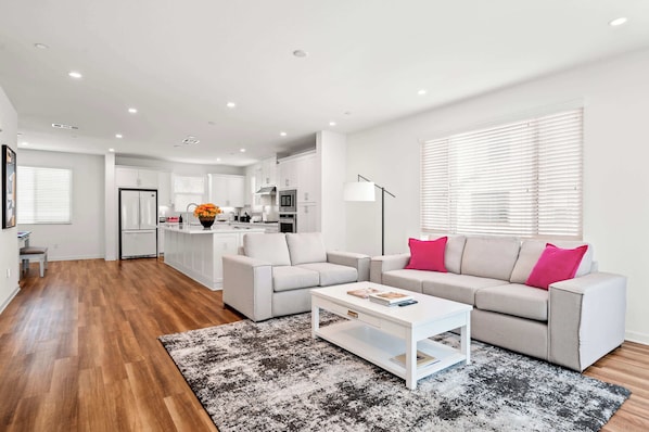 Townhome, 1 King Bed, Patio, Garden View (148 B, Irvine-2) | Living area | 42-inch flat-screen TV with digital channels