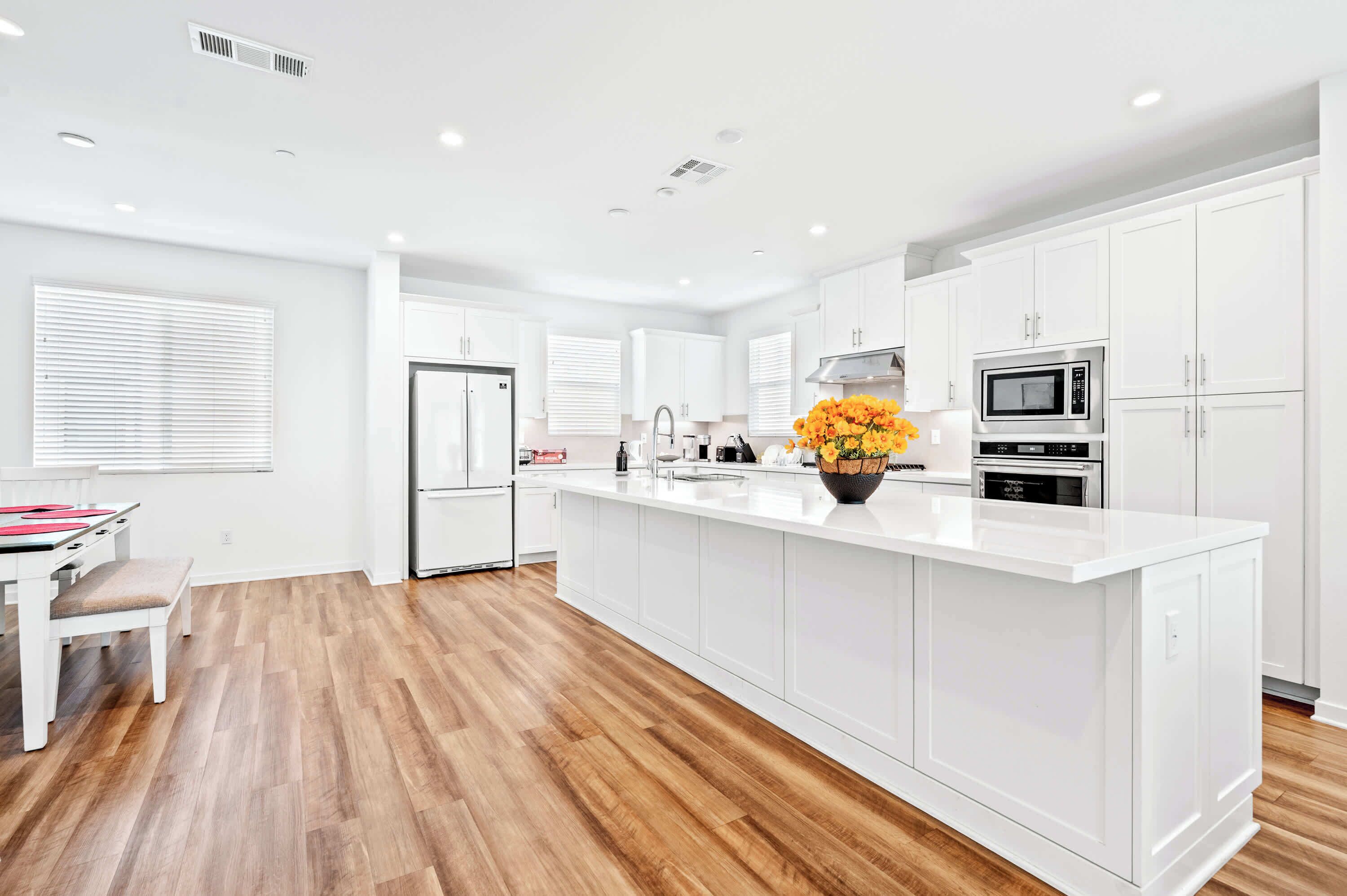 Townhome, 1 Queen Bed, Patio, Garden View (148 A, Irvine-2) | Private kitchen | Fridge, microwave, stovetop, dishwasher