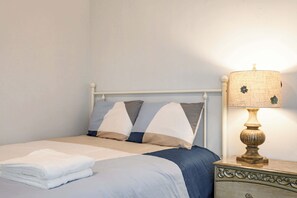 Apartment, 2 Queen Beds, Patio, Garden View (307-3 Alhambra)