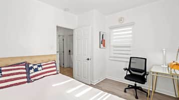 Apartment, 2 Queen Beds, Patio, Garden View (307-3 Alhambra) | 2 bedrooms, individually decorated, individually furnished