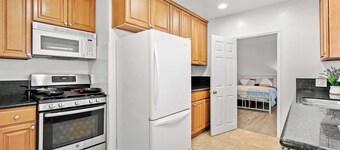 洛杉磯附近舒適家庭全廚房及洗衣設施  