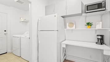 Apartment, 1 King Bed, Patio, Garden View (80-2 Irvine) | Private kitchen