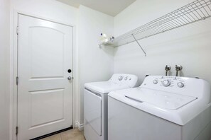 Apartment, 1 King Bed, Patio, Garden View (80-2 Irvine) | Interior