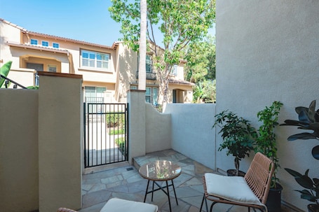 Apartment, 1 King Bed, Patio, Garden View (80-2 Irvine) | View from room