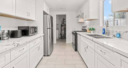 Modern Glendora Retreat Family Getaway Near Cal Poly & Mt. SAC