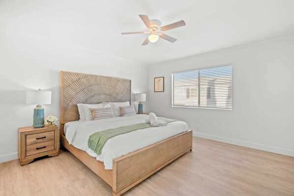 3 habitaciones, decoración personalizada y muebles diferentes