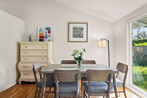 House, Multiple Beds, Patio, Garden View (303-2 Duarte) | Dining