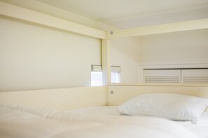 House, Multiple Beds, Patio, Garden View (303-2 Duarte)