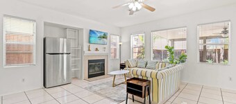 Bright & Airy 5B Home Workspace & Outdoor Lounge