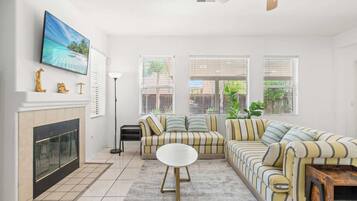 House, Multiple Beds, Patio, Garden View (22421 Moreno Valley) | Living area | 42-inch flat-screen TV with digital channels, fireplace