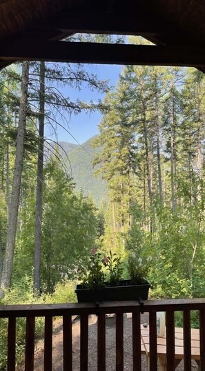 Terrace/patio - Timber Wolf Resort & Jeep Rentals (Hungry Horse)