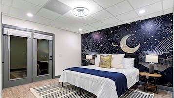 12 bedrooms, iron/ironing board, WiFi, bed sheets