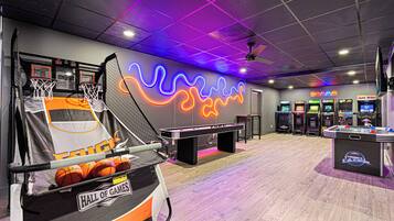 Spielezimmer