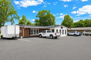Front of property - Rocky Mount Motel near Hwy 220 (Rocky Mount)