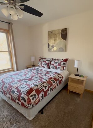 2 Schlafzimmer, Bügeleisen/Bügelbrett, WLAN, Bettwäsche