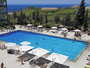 Pool - Nonstop electricity 1 bedroom beachfront apartment & Seaview Family Duplex (Jabal Lubnan)