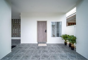 Exterior detail - La Lune Pool Villa Chiang Mai (Saraphi)