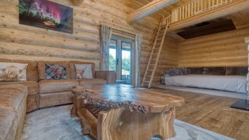 6 bedrooms, free WiFi, bed sheets