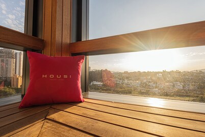 Sky Design Alphaville Housi by Anora