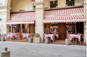 Restauration extérieure