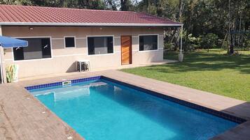 Piscina externa