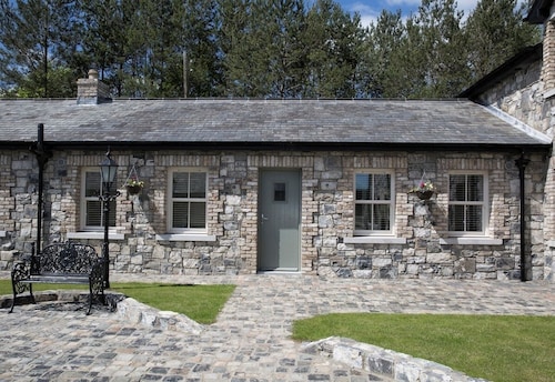 Alensgrove Cottages No. 02