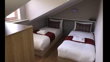 1 bedroom, iron/ironing board, Internet, bed sheets